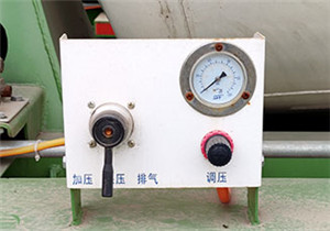 三輪/五輪混凝土攪拌車(圖4) 三輪/五輪混凝土攪拌車(圖4)